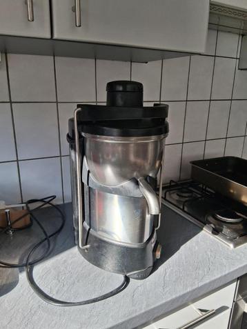 Santos sapcentrifuge SC50 (juicer) beschikbaar voor biedingen