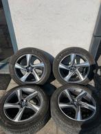 Volvo 235/55r18, Autos : Pièces & Accessoires, Neuf, Pneus et Jantes, Pneus été, 18 pouces