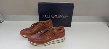 SNEAKERS RIVER WOODS beschikbaar voor biedingen