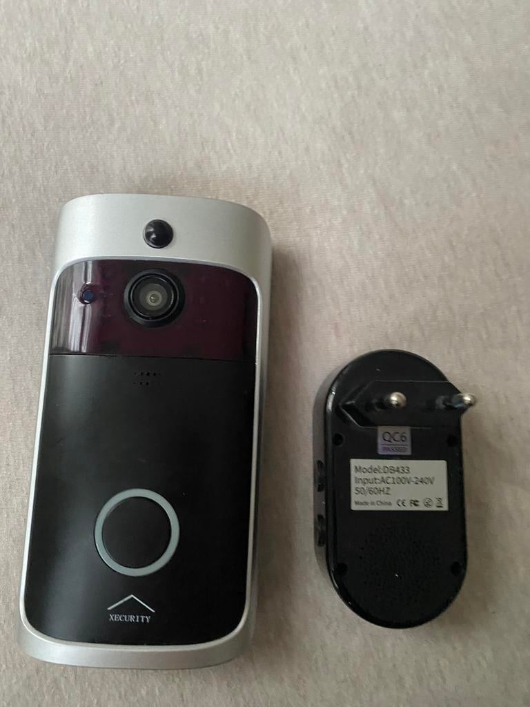 deurbel met camera xecurity, Ophalen, Zo goed als nieuw