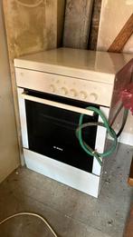 Bosch gasvuur met 4 gasbekkens en oven, Elektronische apparatuur, Ophalen, Zo goed als nieuw, Inductie