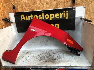 Scherm rechts-voor van een Peugeot 307 (KKNB) beschikbaar voor biedingen