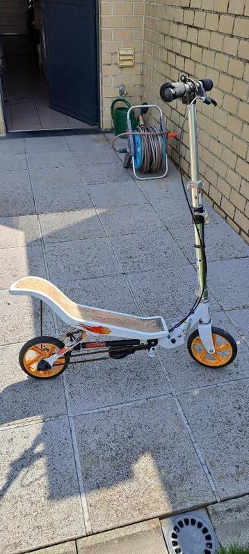 Opvouwbare step (Space Scooter) beschikbaar voor biedingen
