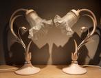 2 Antieke vintage tafellampjes in lelievorm deco, Huis en Inrichting, Lampen | Tafellampen, Ophalen of Verzenden, Zo goed als nieuw