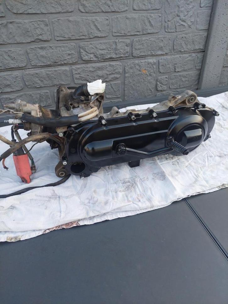 ntt nrg motor watergekoeld, Fietsen en Brommers, Brommeronderdelen | Scooters, Gebruikt, Piaggio, Blok, Ophalen