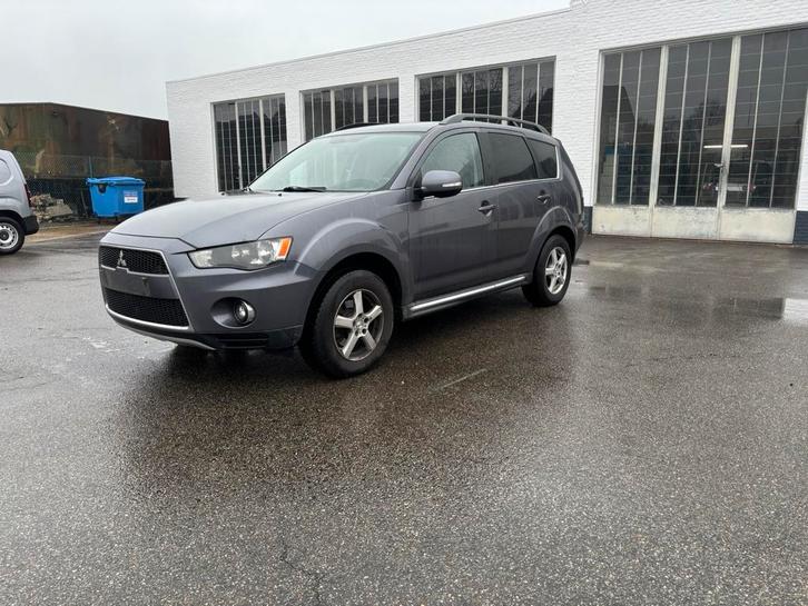 MİTSUBİSHİ OUTLANDER 2.2DI-D 4WD ZO MEE NEMEN OF EXPORT, Auto's, Mitsubishi, Particulier, Outlander, 4x4, ABS, Achteruitrijcamera