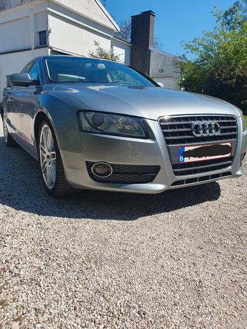 Audi A5 2.0 tfsi coupé, Autos, Cuir, Achat, Beige, Carnet d'entretien