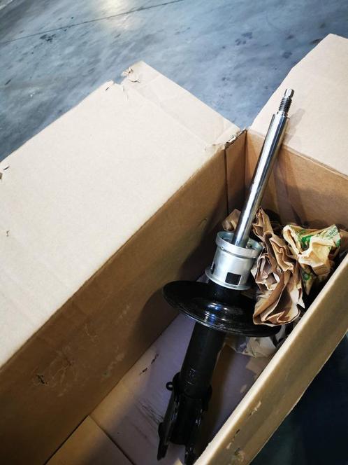 set schokdempers pt cruiser, Auto-onderdelen, Ophanging en Onderstel, Amerikaanse onderdelen, Chrysler, Nieuw, Ophalen