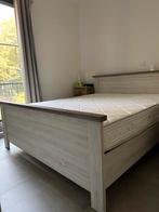 Bed met matras, Huis en Inrichting, Slaapkamer | Bedden, Ophalen, Zo goed als nieuw