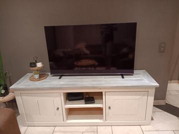 Witte steigerhouten groot tv meubel disponible aux enchères