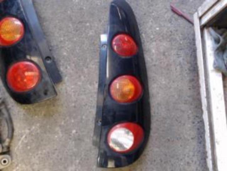 Feu arrière droit Smart Forfour 1 2004-2006 LP/14132, Autos : Pièces & Accessoires, Éclairage, Smart, Utilisé, Enlèvement ou Envoi