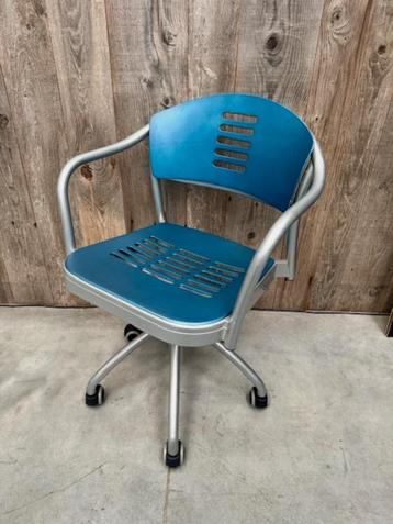 1 (6 beschikb) VICO MAGISTRETTI KARTELL STOEL MADE IN ITALY beschikbaar voor biedingen