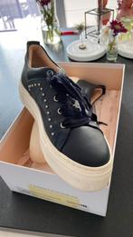 Prachtige sneakers AGL 37, Ophalen of Verzenden, Zo goed als nieuw, Sneakers