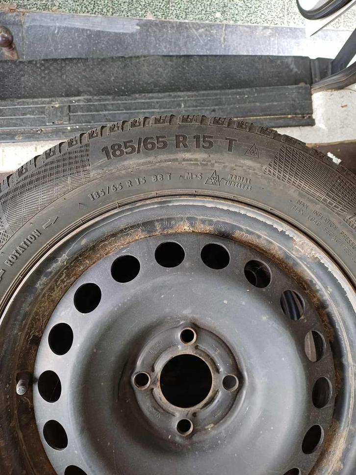 Jantes tole 15 pouces pneux hiver clio, Auto-onderdelen, Banden en Velgen, Band(en), Winterbanden, 15 inch, Ophalen