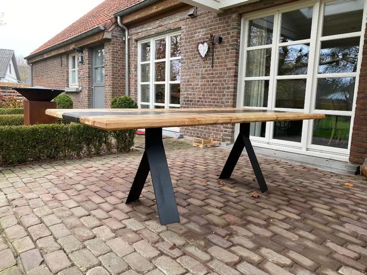 Unieke houten eettafel, Huis en Inrichting, Tafels | Eettafels, Nieuw, 100 tot 150 cm, 200 cm of meer, Vijf personen of meer, Rechthoekig
