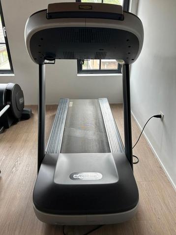 TECHNOGYM LOOPBAND RUN 500 I, Sport en Fitness, Ophalen of Verzenden, Zo goed als nieuw, Loopband