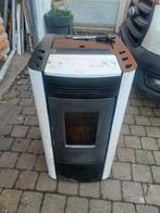 .Pellet kachel voor onderdelen of reparatie, Huis en Inrichting, Ophalen, Zo goed als nieuw