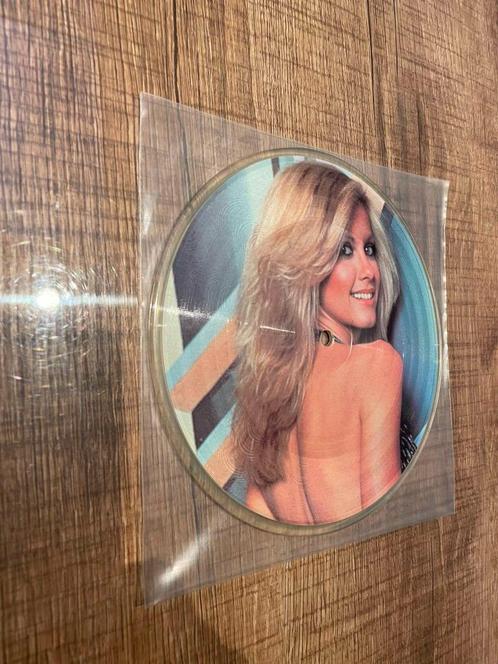 OLIVIA NEWTON JOHN - MAGIC - PICTURE DISC - heel zeldzaam !!, Cd's en Dvd's, Vinyl Singles, Zo goed als nieuw, Single, Pop, 7 inch