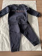 Moncler enfant jogging perfecte staat 12-18maand, Enfants & Bébés, Comme neuf, Enlèvement ou Envoi