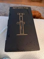 Station d'accueil Dyson Cyclone V10, Electroménager, Aspirateurs, Enlèvement, Neuf