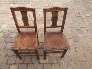2 vintagestoelen beschikbaar voor biedingen