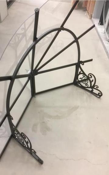 afdak Deurluifel PARIS  beschikbaar voor biedingen