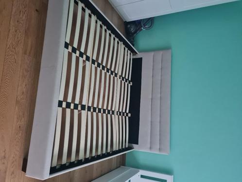 Tweepersoonsbed, Huis en Inrichting, Slaapkamer | Bedden, Zo goed als nieuw, Tweepersoons, Overige materialen, Beige, Ophalen