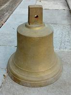 Zeer grote antieke bronzen bel kerk of klooster, Ophalen of Verzenden, Koper