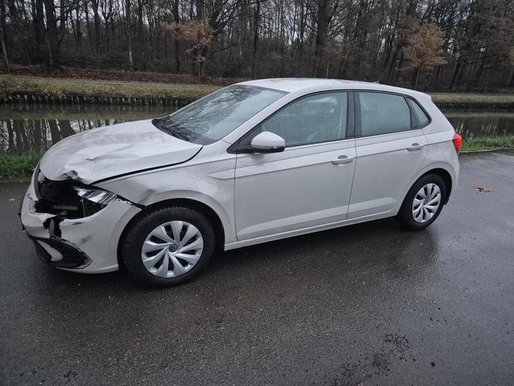 Vw Polo Facelift 2022 Life Digital Cockpit CarPlay •Airco, Auto diversen, Ongevalwagen, Handgeschakeld, Benzine, Ophalen of Verzenden