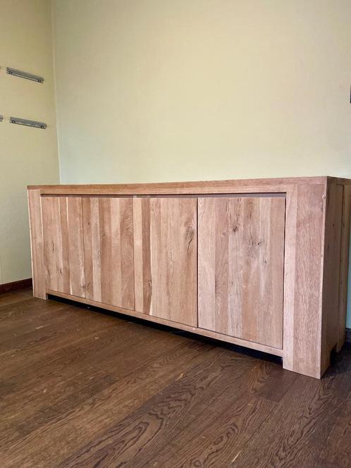 Mooie, kwalitatieve eiken houten dressoir (Bieden mag), Huis en Inrichting, Kasten | Dressoirs, Gebruikt, 200 cm of meer, 25 tot 50 cm
