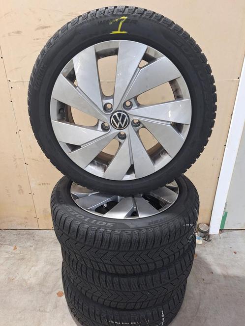Volkswagen Golf Winterset 17 Inch Origineel, Auto-onderdelen, Banden en Velgen, Banden en Velgen, Winterbanden, 17 inch, 205 mm
