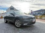 Volkswagen Tiguan 2.0 TDi Highline DSG * PANO * EURO 6, Auto's, Volkswagen, 4 cilinders, Leder, Bedrijf, 5 deurs