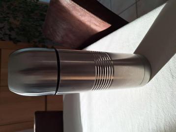 thermos beschikbaar voor biedingen