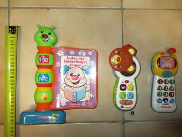 Fisher price liedjesboek v-tech telefoon en belbeer piano beschikbaar voor biedingen