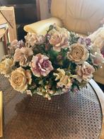 Porseleinen bloemen mand Capodimonte stijl, Antiek en Kunst, Ophalen