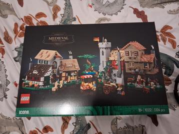Lego 10332 - Middeleeuws Plein beschikbaar voor biedingen