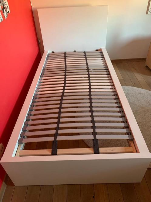 Bed ikea Malm 90x200, Huis en Inrichting, Slaapkamer | Bedden, Zo goed als nieuw, Eenpersoons, 90 cm, 200 cm, Hout, Wit, Ophalen