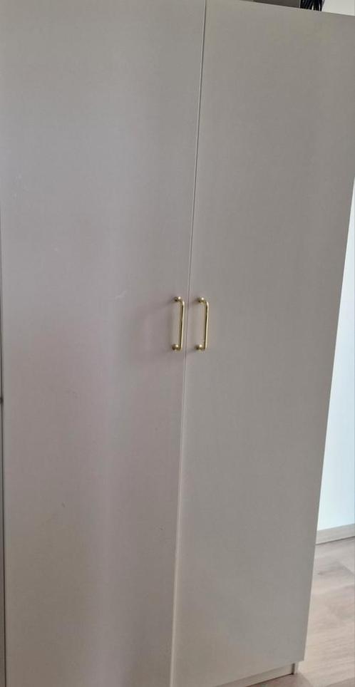 Opbergkast (ikea) in zeer goeie conditie., Huis en Inrichting, Kasten | Roldeurkasten en Archiefkasten, Zo goed als nieuw, Ophalen