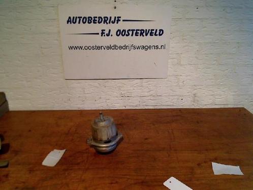Motorsteun van een Porsche Cayenne, Auto-onderdelen, Ophanging en Onderstel, Gebruikt, 3 maanden garantie, Ophalen of Verzenden