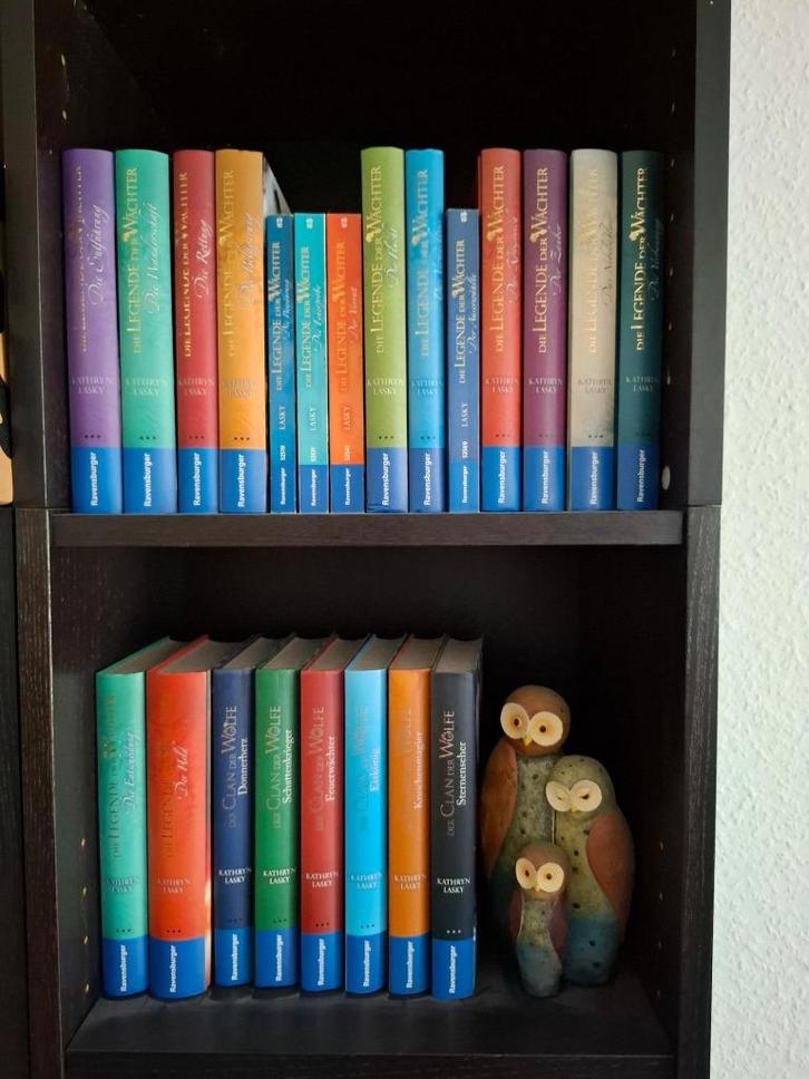 Die Legende der Wächter + Der Clan der Wölfe (DUITS), Boeken, Fantasy, Zo goed als nieuw, Ophalen