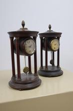2X antieke klokken Napoleon zuilen 1900 horloge tafel KLOK, Ophalen