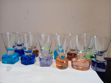 12 vintage glazen likeurglazen  beschikbaar voor biedingen
