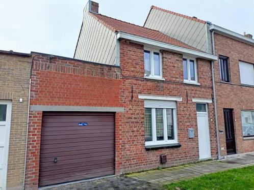 Maison avec garage spacieux au centre, Immo, Maisons à vendre, Province de Flandre-Occidentale, 200 à 500 m², Maison 2 façades