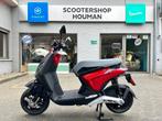 Piaggio 1+ ELECTRIC 45km/h 310Km DYNAMIX FLAME MIX DEMO (Nr., Fietsen en Brommers, Gebruikt, Elektrisch, Overige modellen