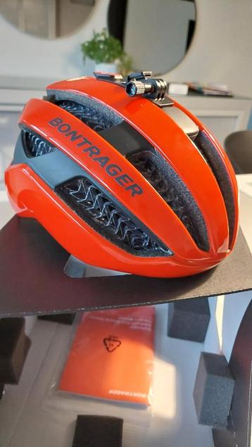 Nieuwe Bontrager helm circuit wavecel maat S