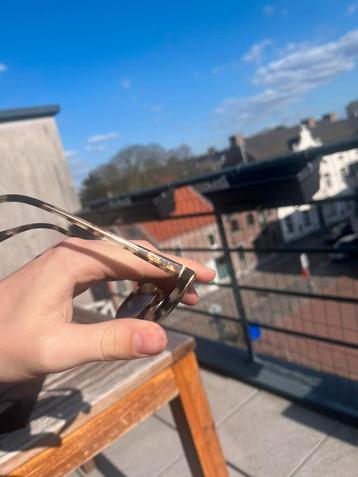 Prada zonnebril beschikbaar voor biedingen