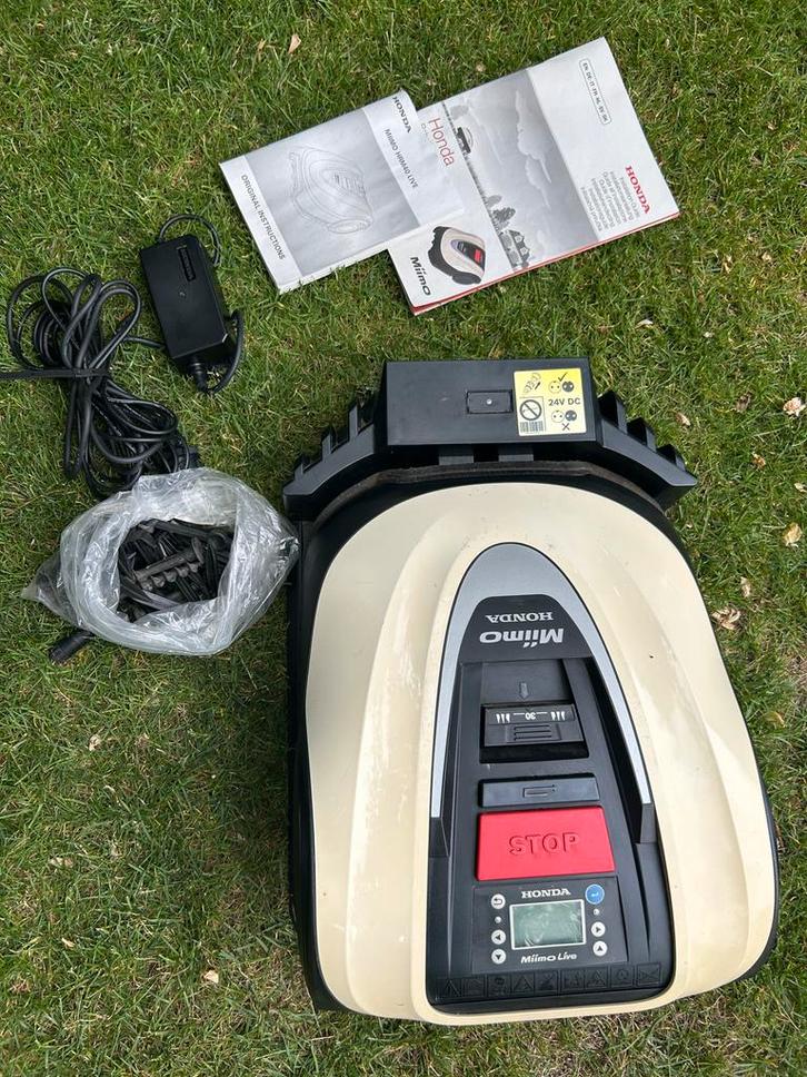 Tondeuse robotique Honda Miimo HRM40 Live, Jardin & Terrasse, Tondeuses robotisées, Comme neuf, Moins de 20 cm, Avec capteur de pluie