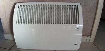 Nieuwe elektrische AEG verwarming van 750 tot 2000 W beschikbaar voor biedingen