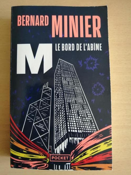 M, le bord de l'abîme de Bernard Minier, Boeken, Thrillers, Ophalen of Verzenden