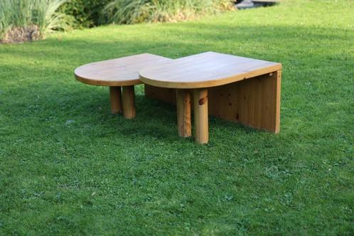 Vintage design 2X Perriand Chapo massief grenen tafel uit 1, Antiek en Kunst, Kunst | Designobjecten, Ophalen